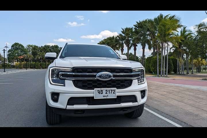Ford Endeavour 2024 Front View