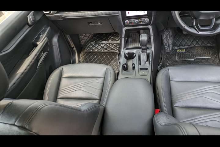 Ford Endeavour 2025 Front Centre Arm Rest Storage