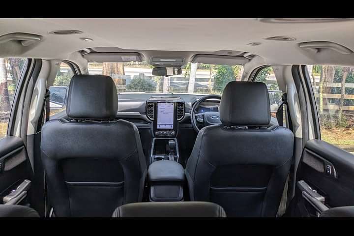 Ford Endeavour 2024 Front Seat Headrest