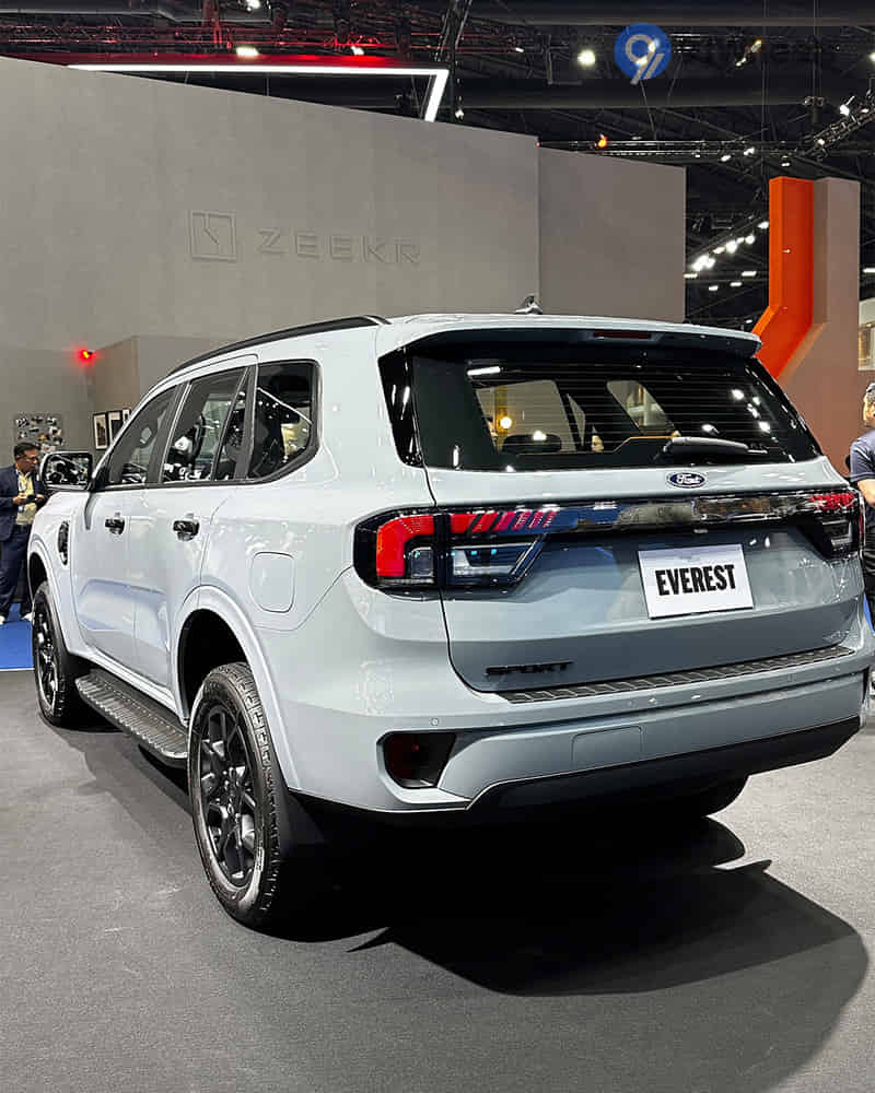 Ford Endeavour - Image 5 Ford Endeavour - Image 5