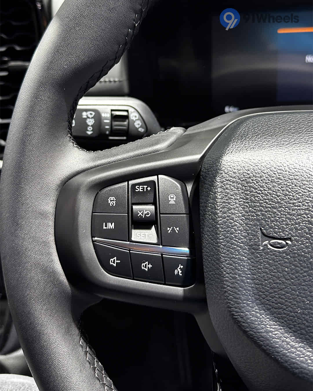 Left Steering Mounted Controls Left Steering Mounted Controls