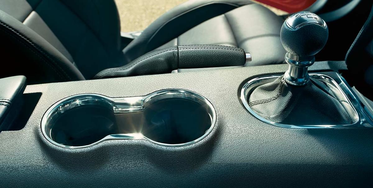 Ford Mustang 2020-2021 Cup Holders
