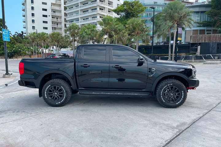 Ford Ranger Right Side View