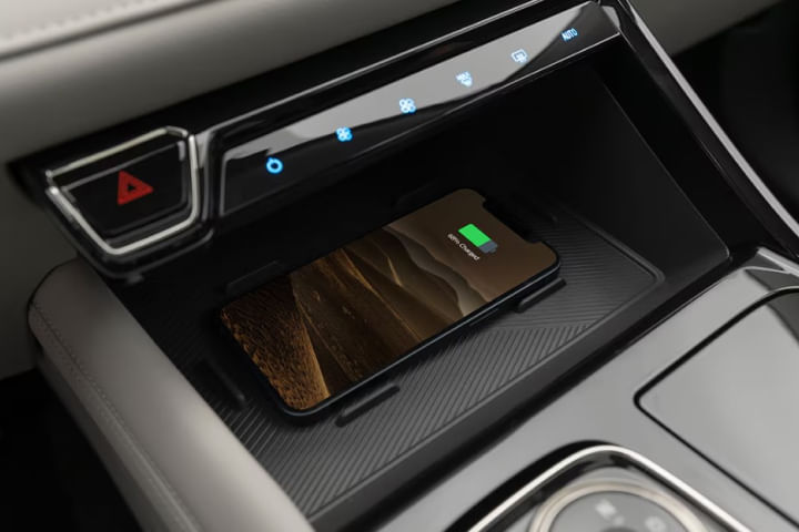 Ford Territory USB Port/Power Socket/Wireless Charging