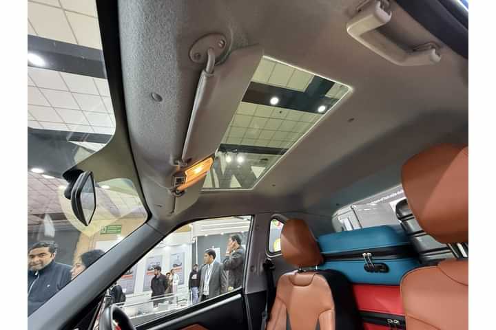 Gensol EV Ezio Car Roof