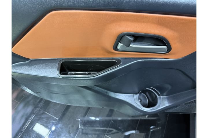 Gensol EV Ezio Driver Side Door Pad Handle