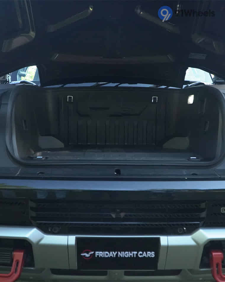 Bootspace & Utility - 1