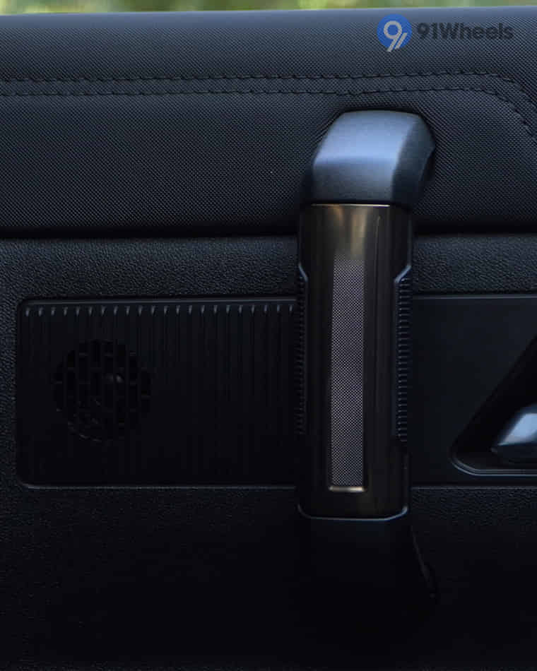 Seats & Cabin Comfort - 4