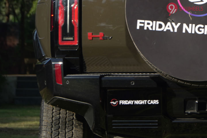 GMC Hummer EV Reflector