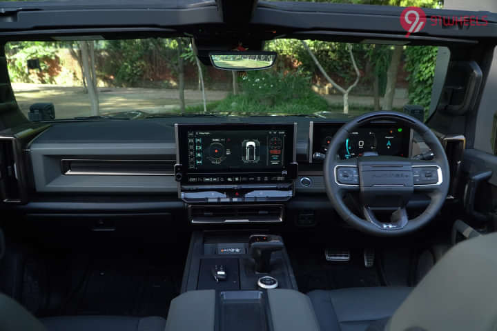 GMC Hummer EV Dashboard