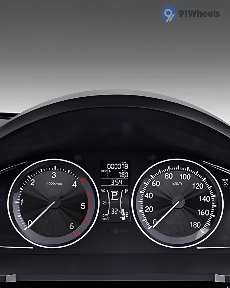 Dashboard & Front Cabin - 2