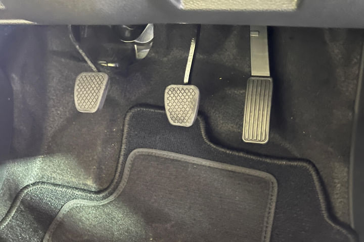 Honda Amaze Dead Pedal