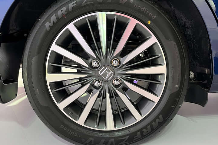 Honda Amaze Wheel