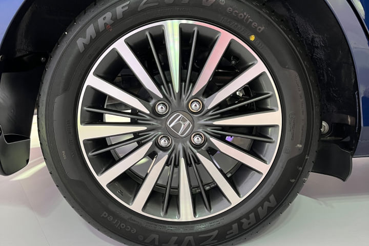 Honda Amaze Wheel