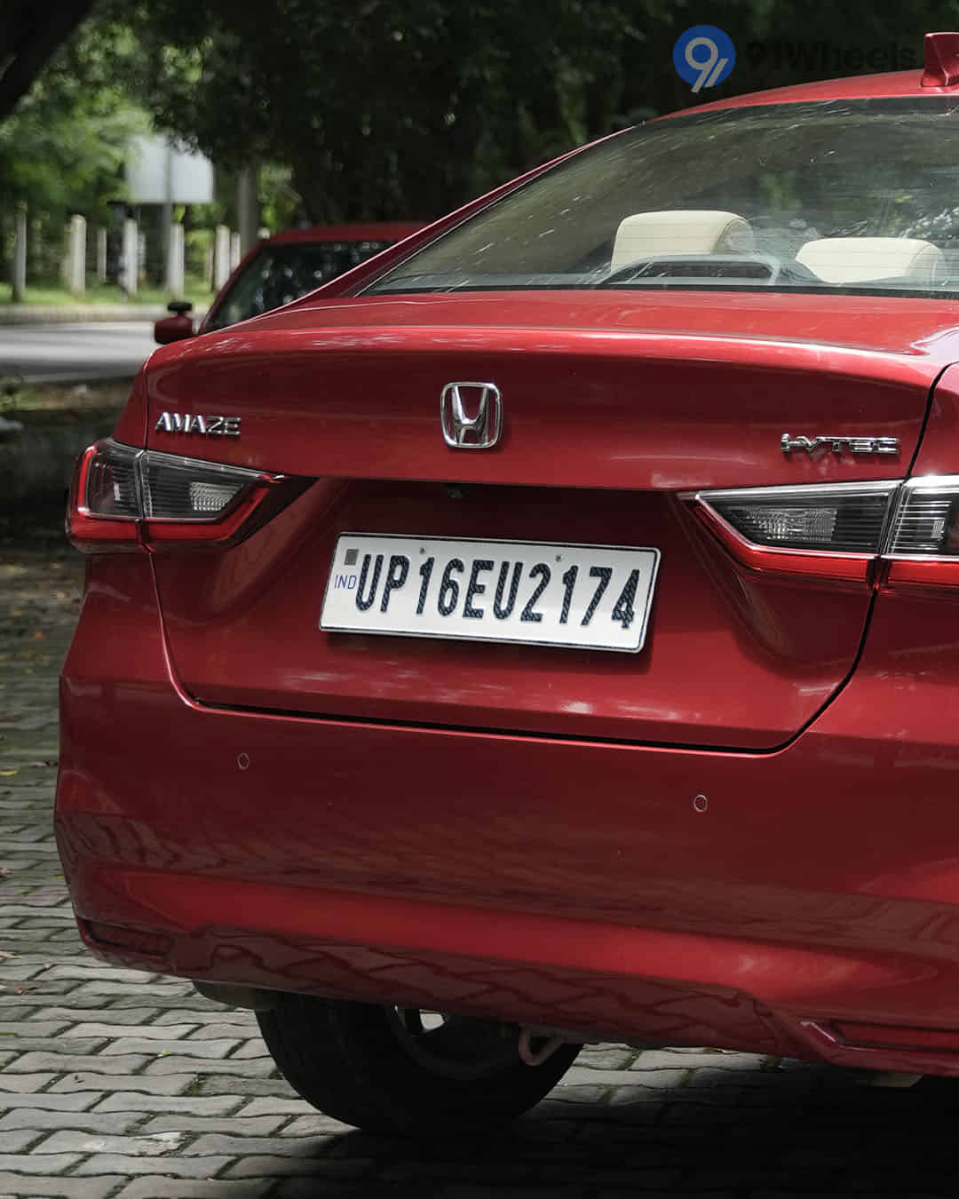 Closed Boot / Trunk Closed Boot / Trunk