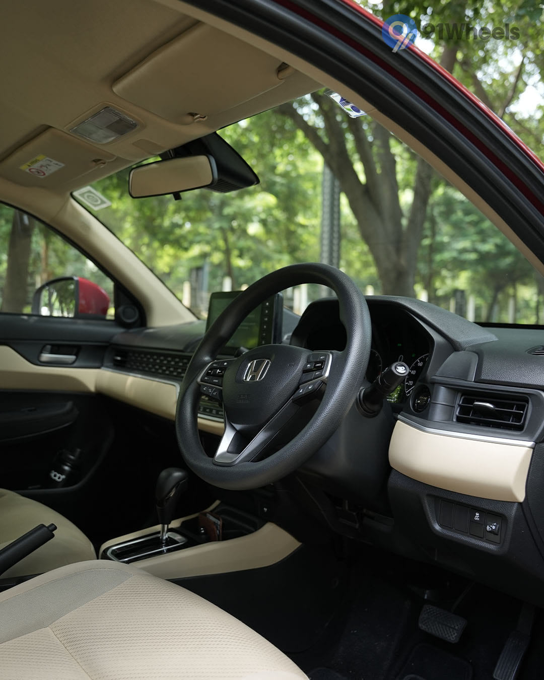 Dashboard & Front Cabin - 2