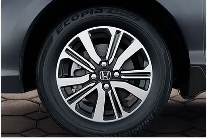 Honda Amaze 2nd Gen Wheel