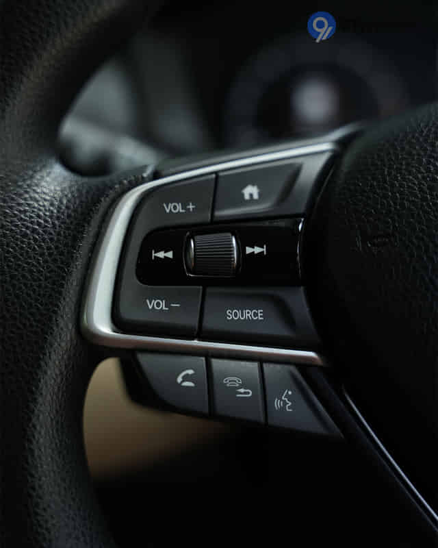 Amaze Left Steering Mounted Controls