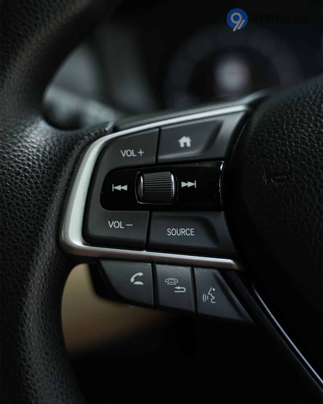 Left Steering Mounted Controls Left Steering Mounted Controls