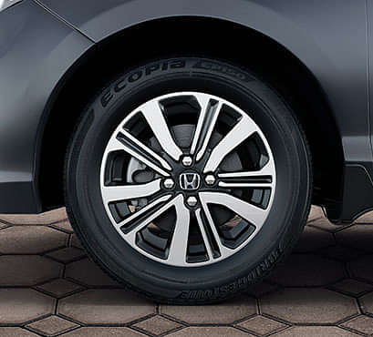 Honda Amaze 1.2L Petrol S CVT Reinforced Safety features Wheel