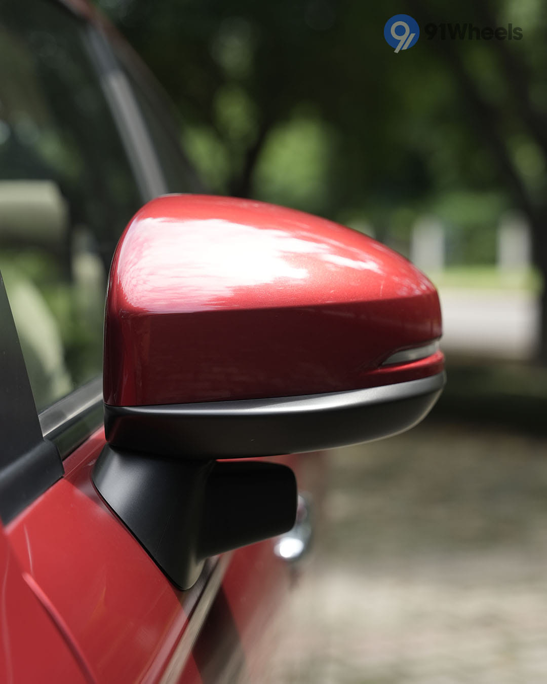 Headlights & Tail-lights - 4