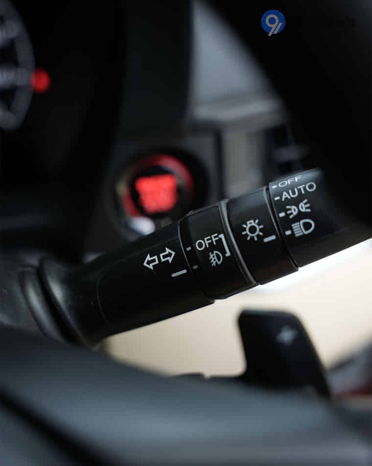 Driver Controls - 6 Driver Controls - 6