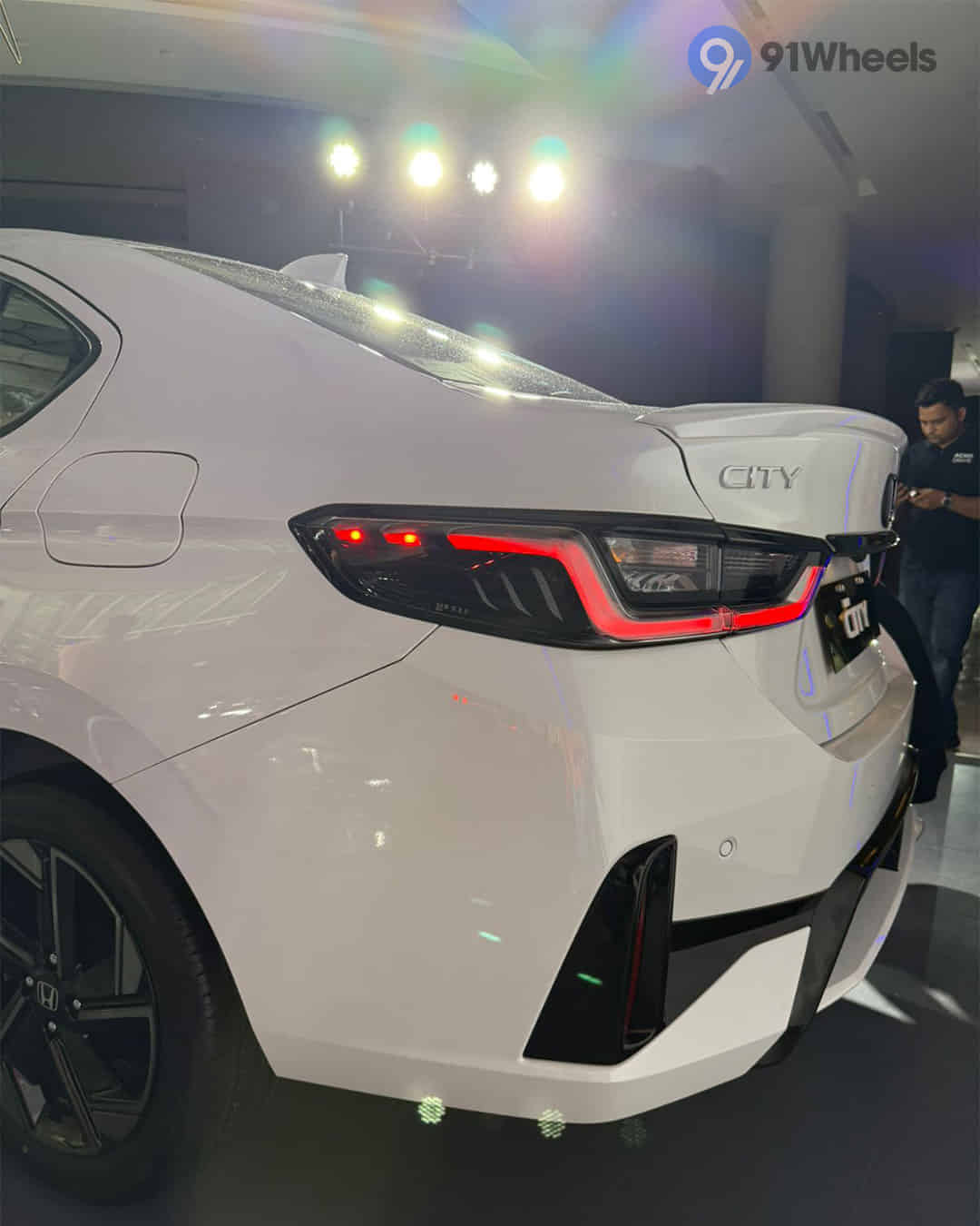 Rear Spoiler Rear Spoiler