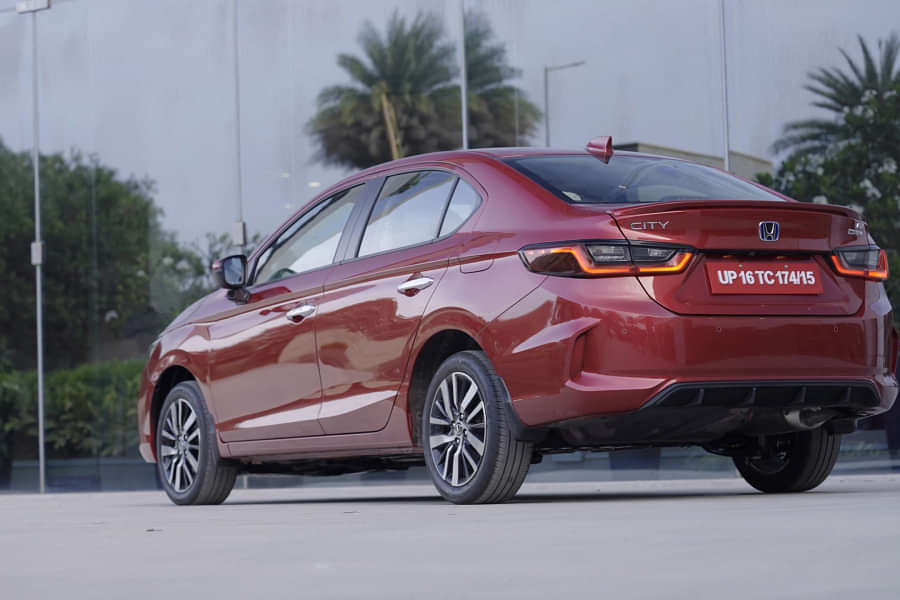 Honda City Hybrid Left Rear Three Quarter