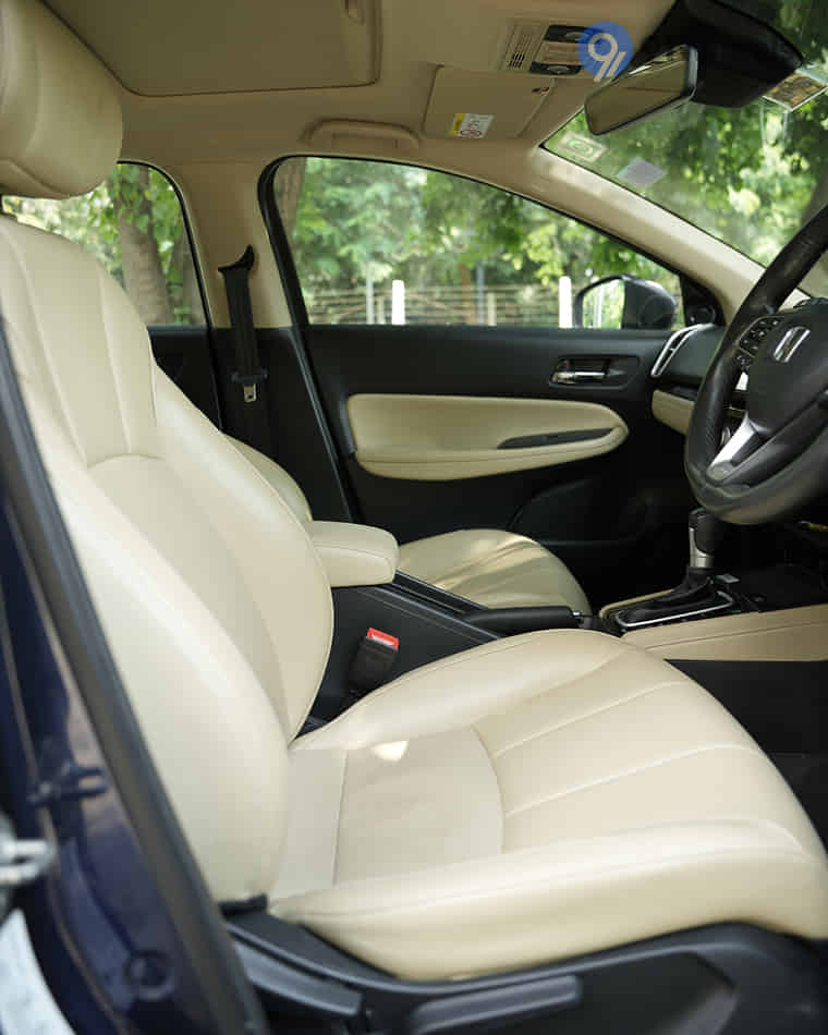 Seats & Cabin Comfort - 3