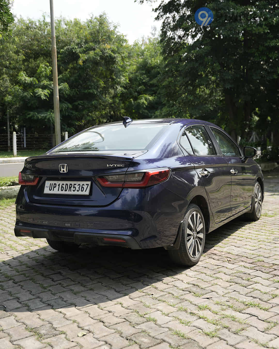 Right Rear Three Quarter