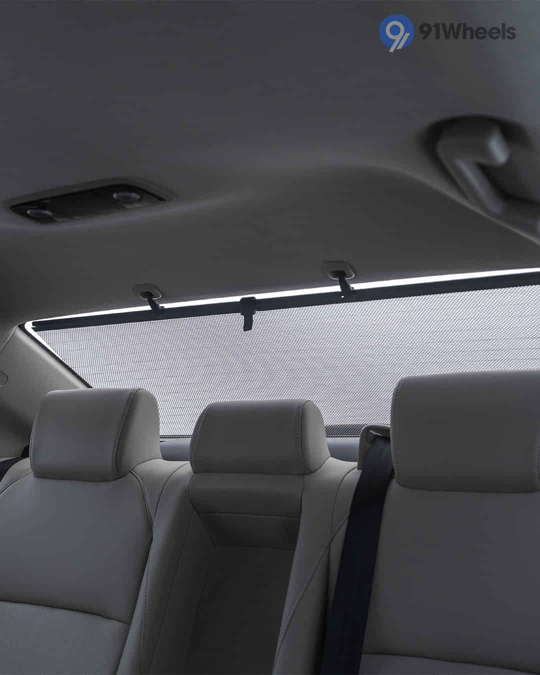 Rear Sunshade Rear Sunshade