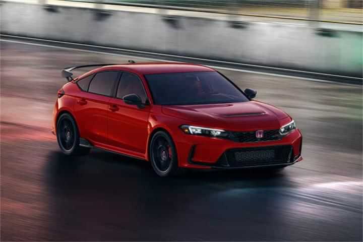 Honda Civic Type R Right Front Three Quarter