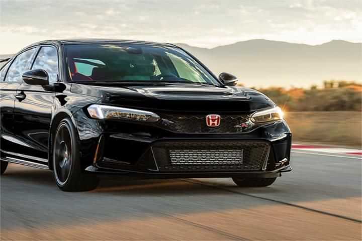 Honda Civic Type R Front View