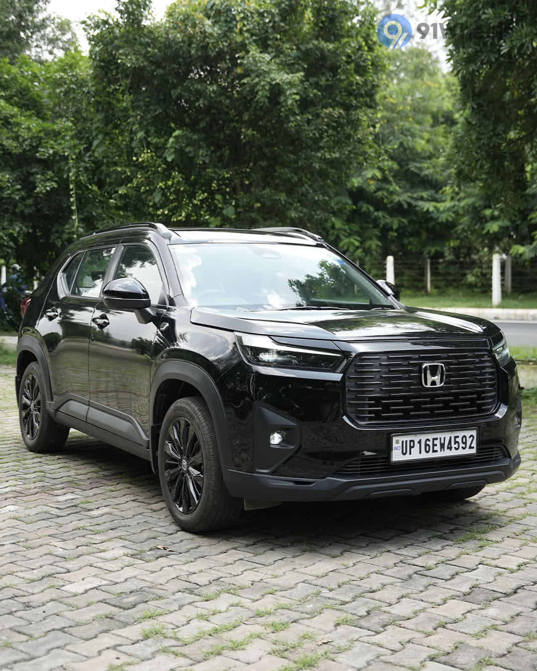 Right Front Three Quarter