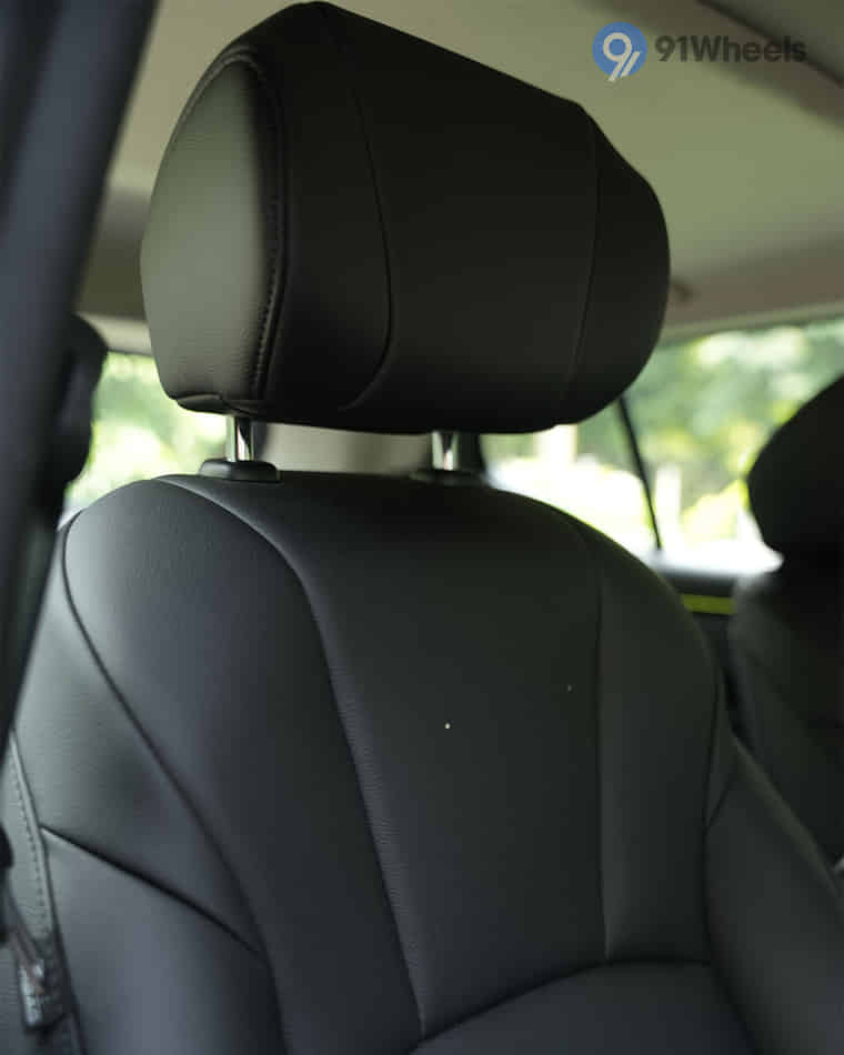 Seats & Cabin Comfort - 5