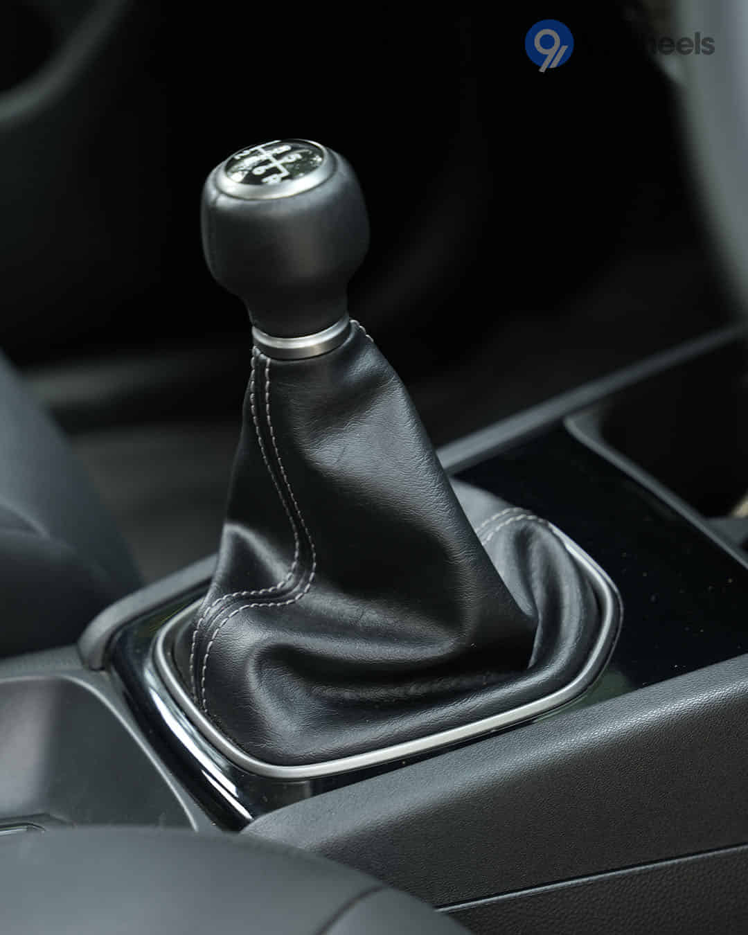 Gear Shifter / Gear Shifter Stalk