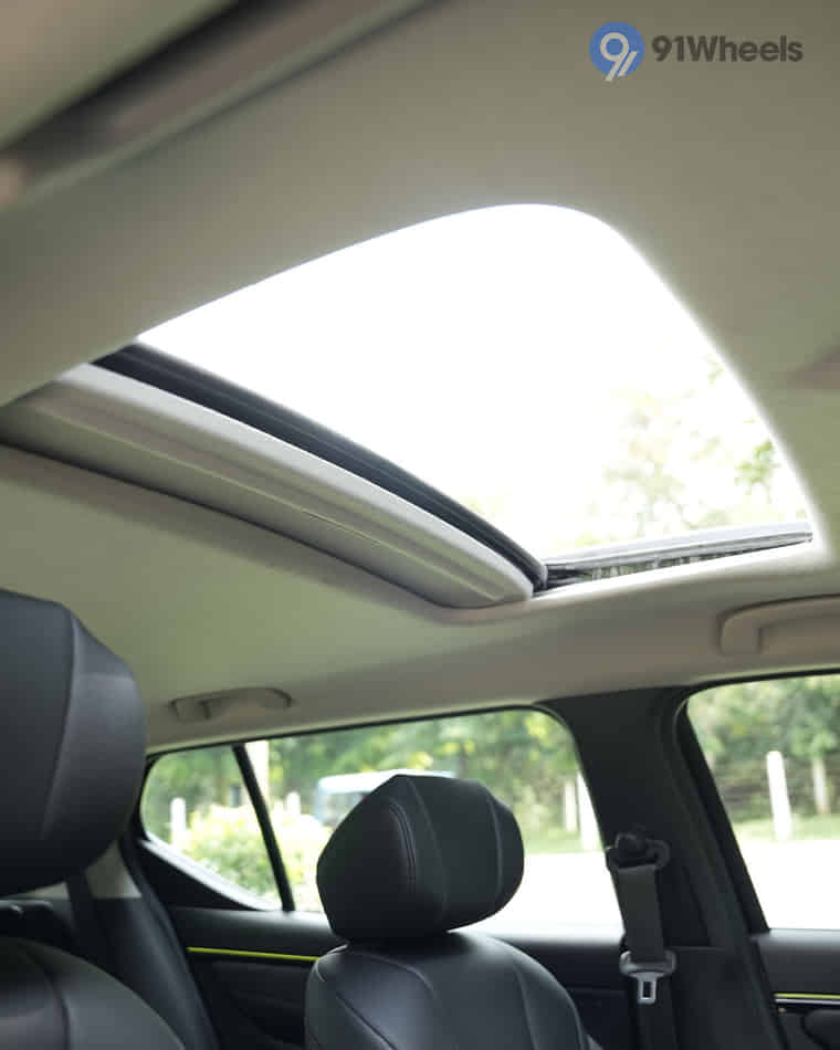 Seats & Cabin Comfort - 6