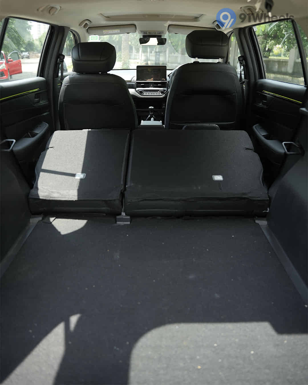 Bootspace Rear Seat Folded