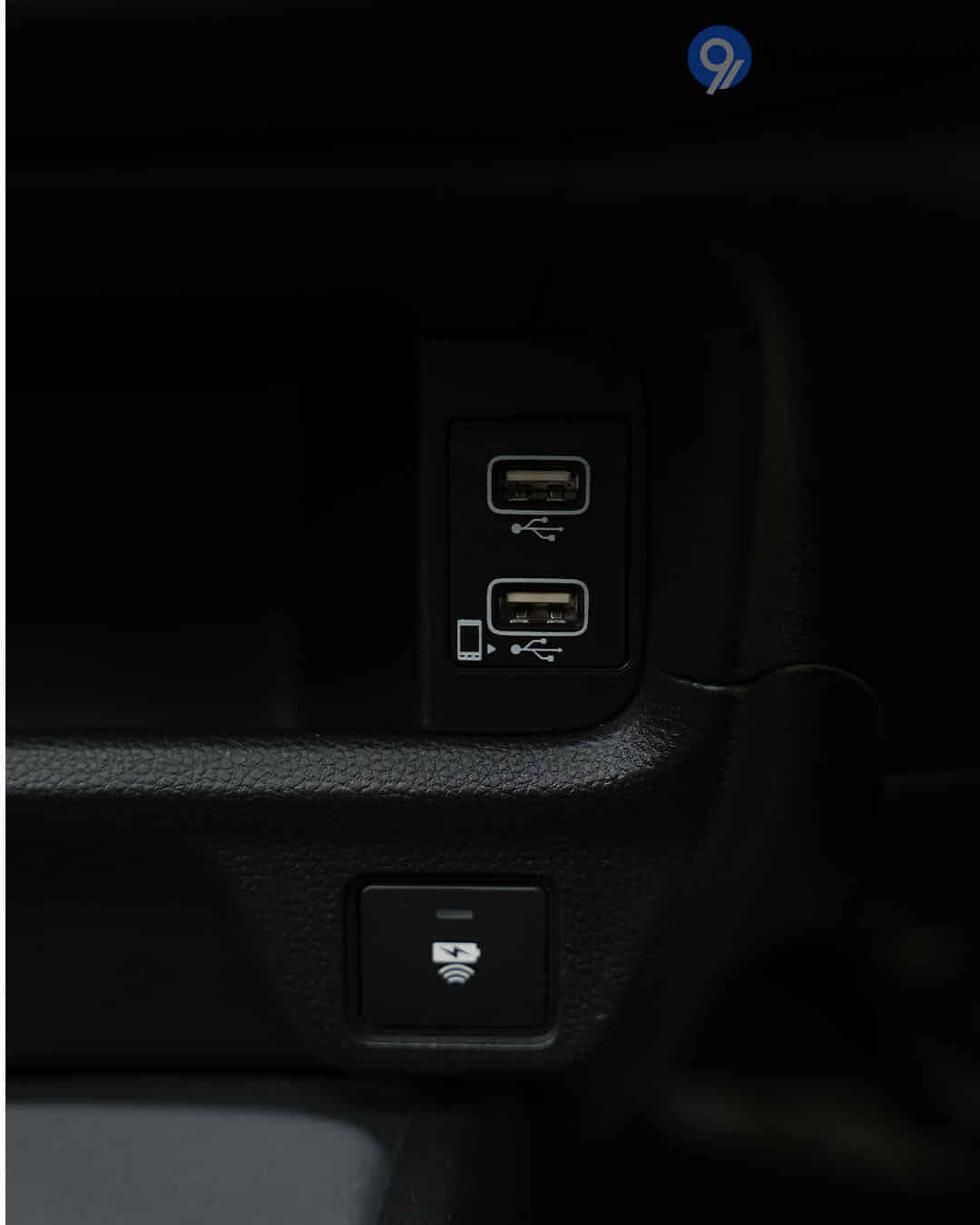 Power Socket / USB / Wireless Charging