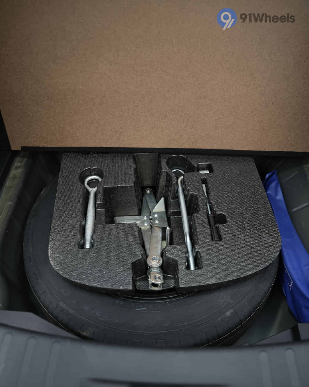 Under Boot / Spare Wheel