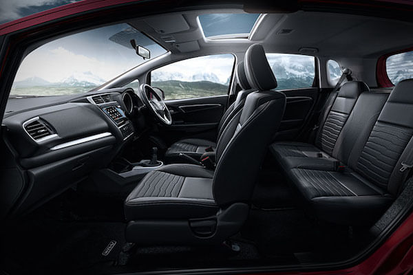 Honda WR-V 2020-2023 Front Seat