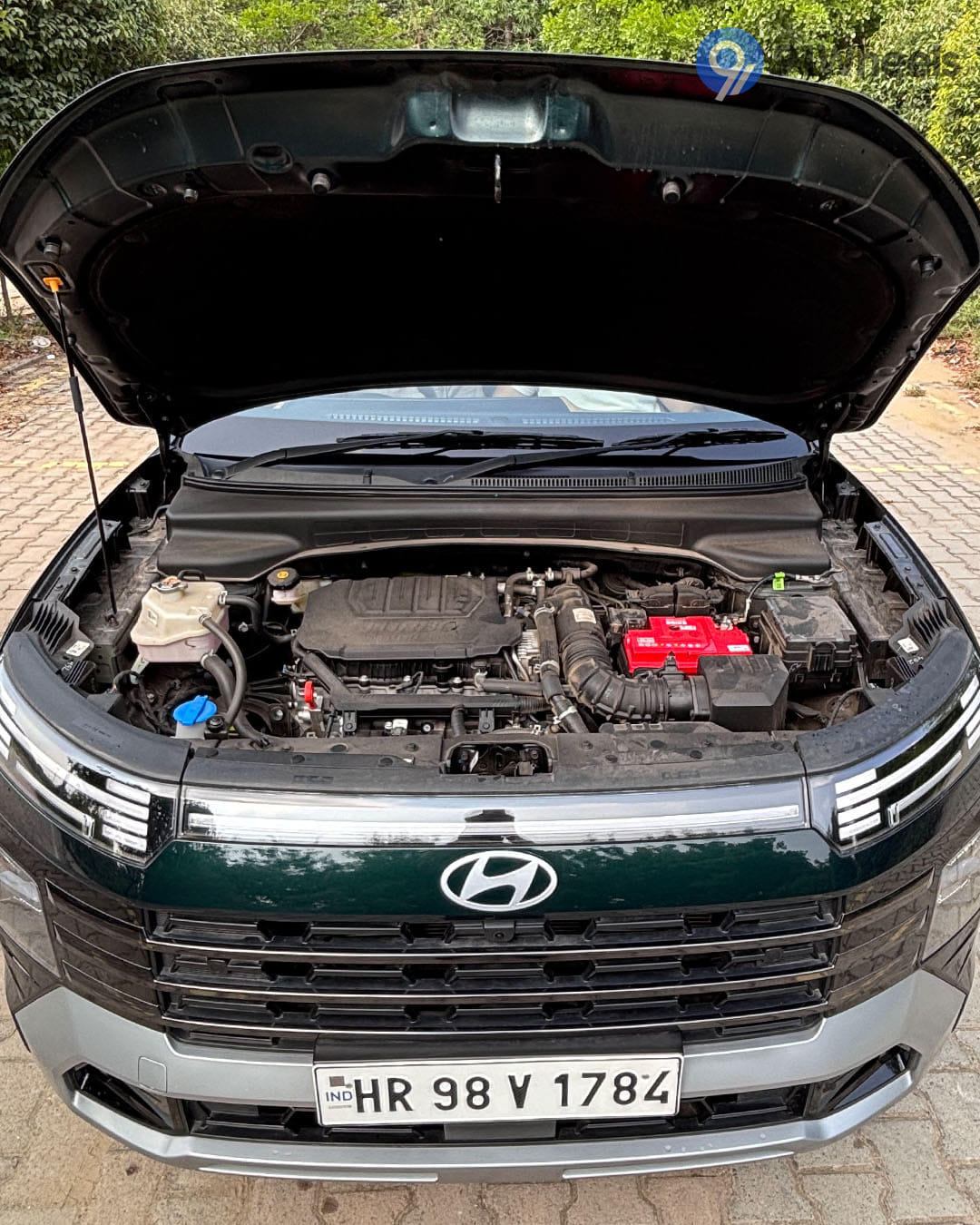 Hyundai Alcazar Engine Shot