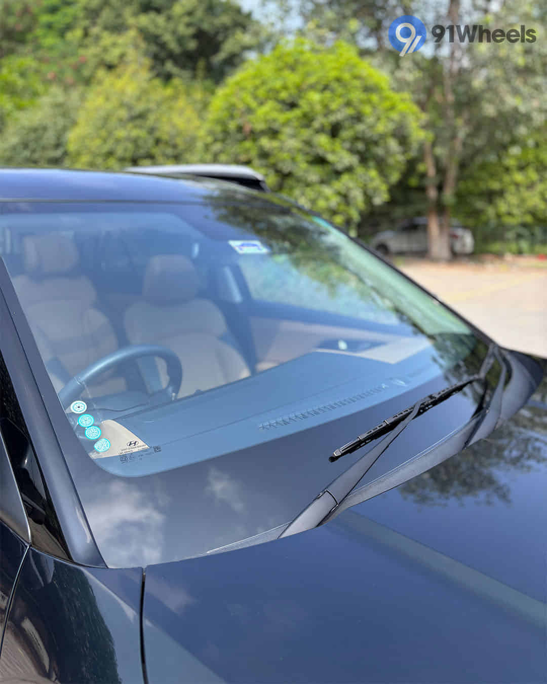 Front Windshield / Windscreen