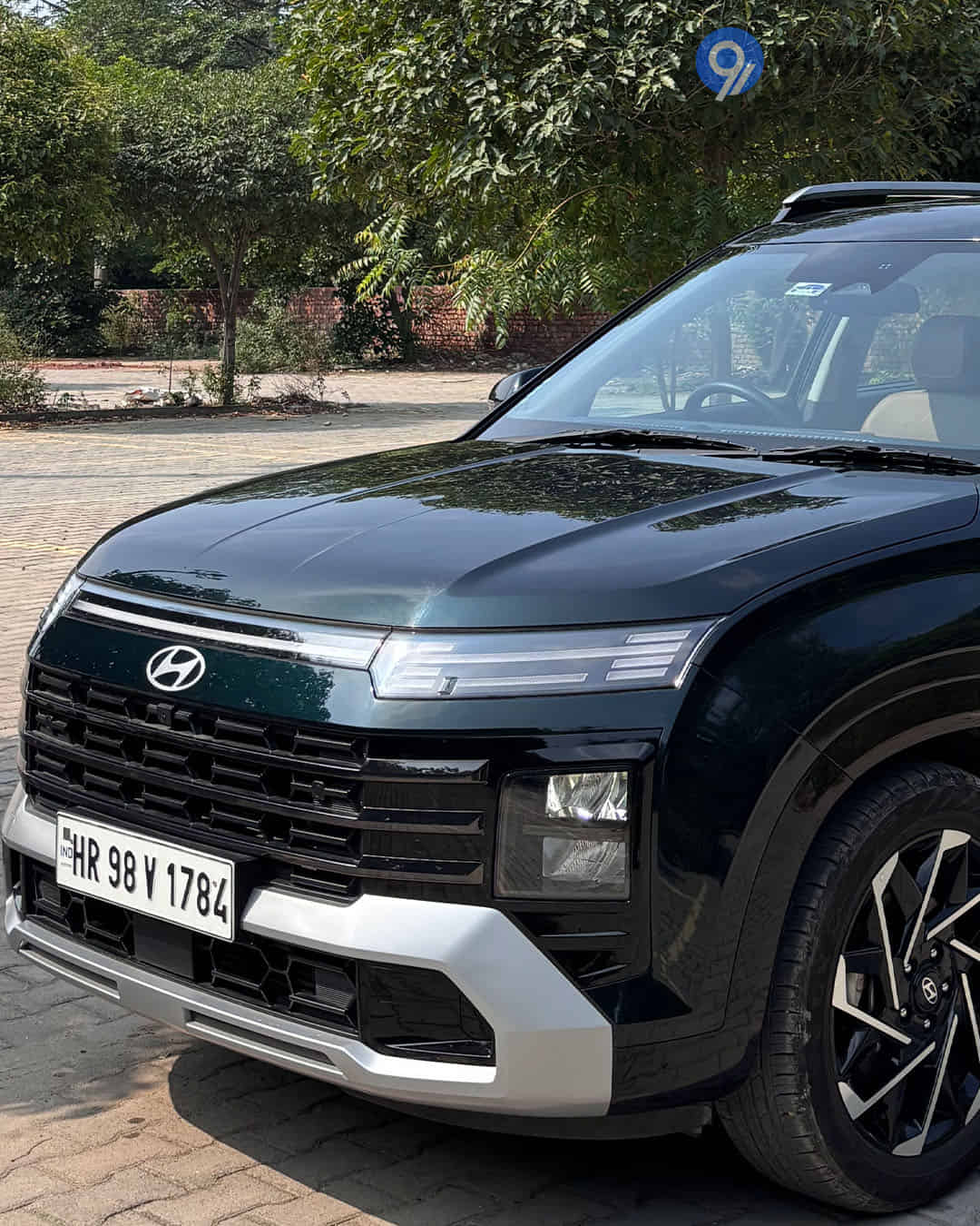 Closed Hood / Bonnet