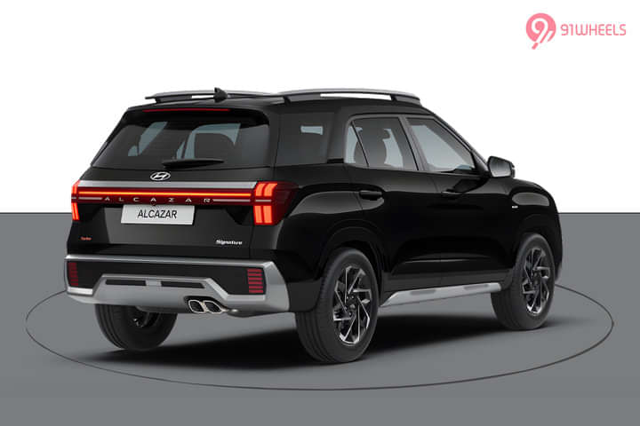 Hyundai Alcazar Right Rear Three Quarter