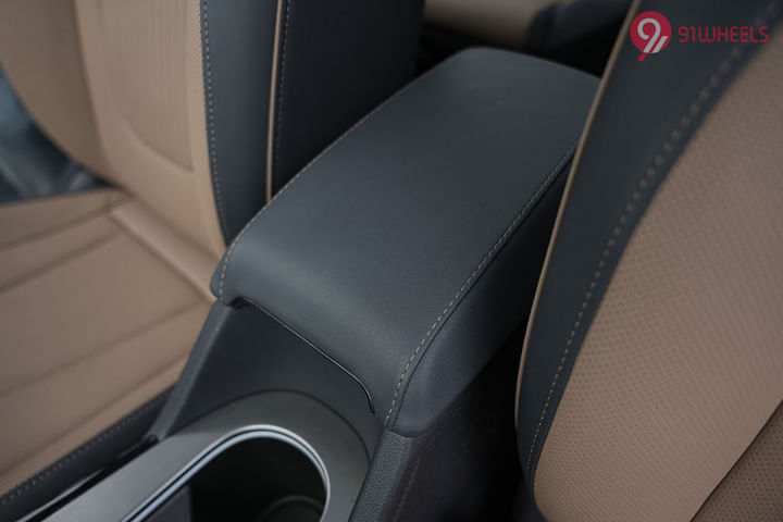 Hyundai Alcazar Front Centre Arm Rest
