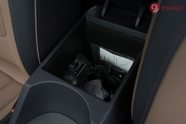 Hyundai Alcazar Front Centre Arm Rest Storage