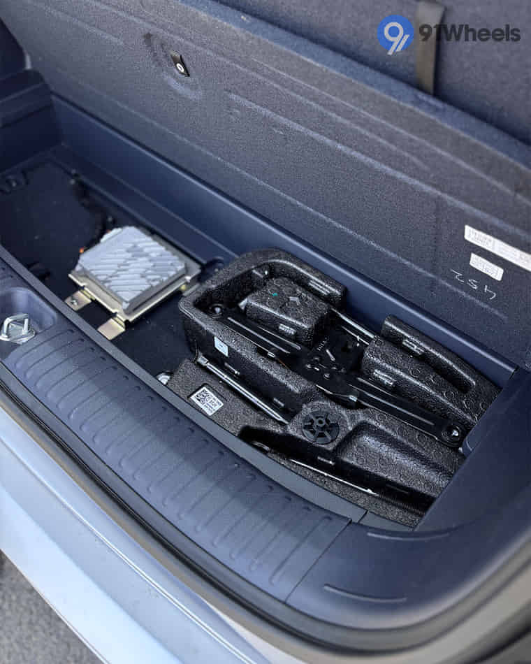 Bootspace & Utility - 3