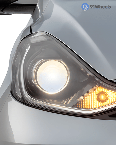 Aura Front Fog Lamp