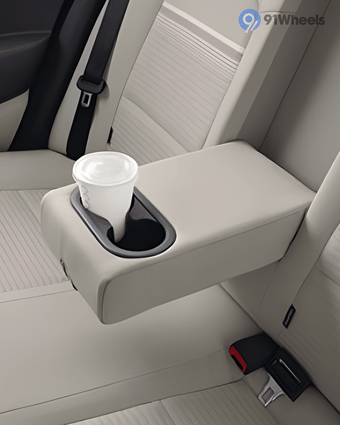 Hyundai Aura Rear Cup Holders